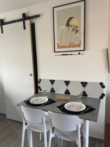 Studio A 15 Mn De Toulouse A Castelginest Exterior foto